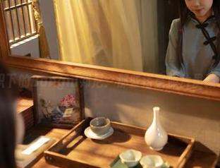 温湿交织下的Bangni邦尼：那些浴室照片里藏了什么？