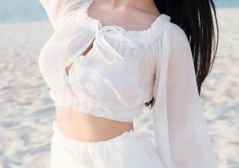 MiStar魅妍社 – 在线专访：王婉悠与她的奶牛衣橱，图片风格居然有点不正经！