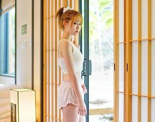 QingDouKe青豆客 – 制服套图，Akiki朱若慕教你如何玩转“随意中透出点心机”