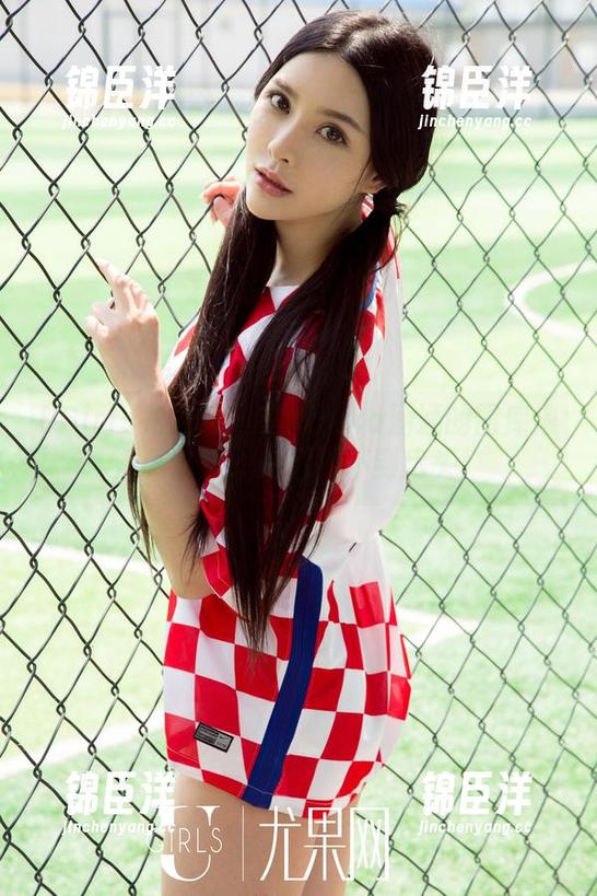 UGirls尤果网 - 在Mikka涵涵的图库浪漫剧情里，永远找不到尽头！