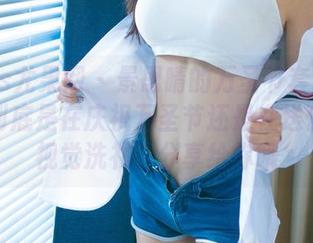 UGirls尤果网 – 景思晴的万圣节套图：咦？这到底是在庆祝万圣节还是在送你一场视觉洗礼？分享给你哦