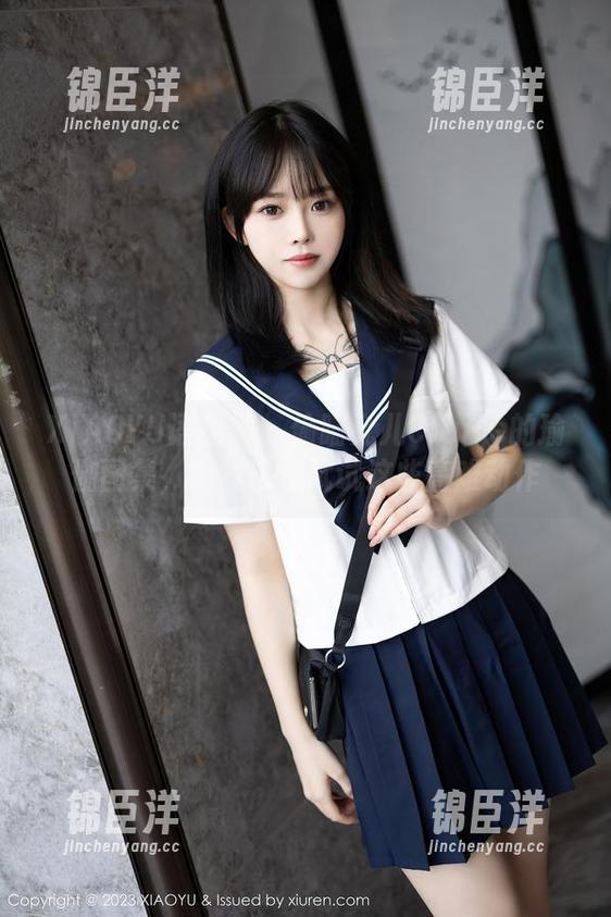 XIAOYU语画界 - 偷瞄允儿Claire的瑜伽图集，害我也想试试这些高难动作
