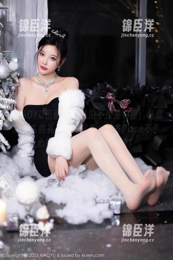 XIAOYU语画界 - 私拍不止是衣服，杨晨晨的古典礼裙旗袍图集，超多Pose不小心暴露了我洗衣服的秘诀！
