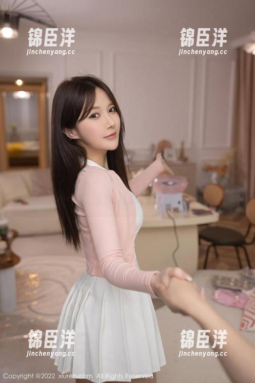 Xiuren秀人网 - 套图中的小兔纯纯，把女王身份演绎得淋漓尽致，谁说不可以？