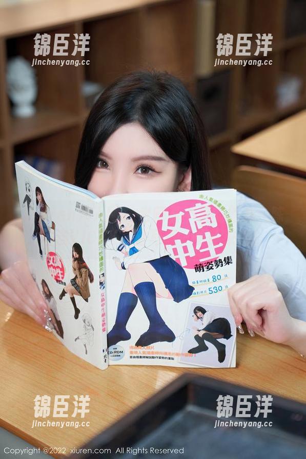 Xiuren秀人网 - 老师看不见的地方：陈雅漫VICKY教室写真，更新来啦！
