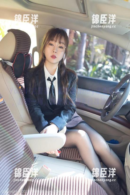 YouMi尤蜜荟 - 某筱慧cindy泳衣写真，原图一揭，我觉得我得去找找泳池。
