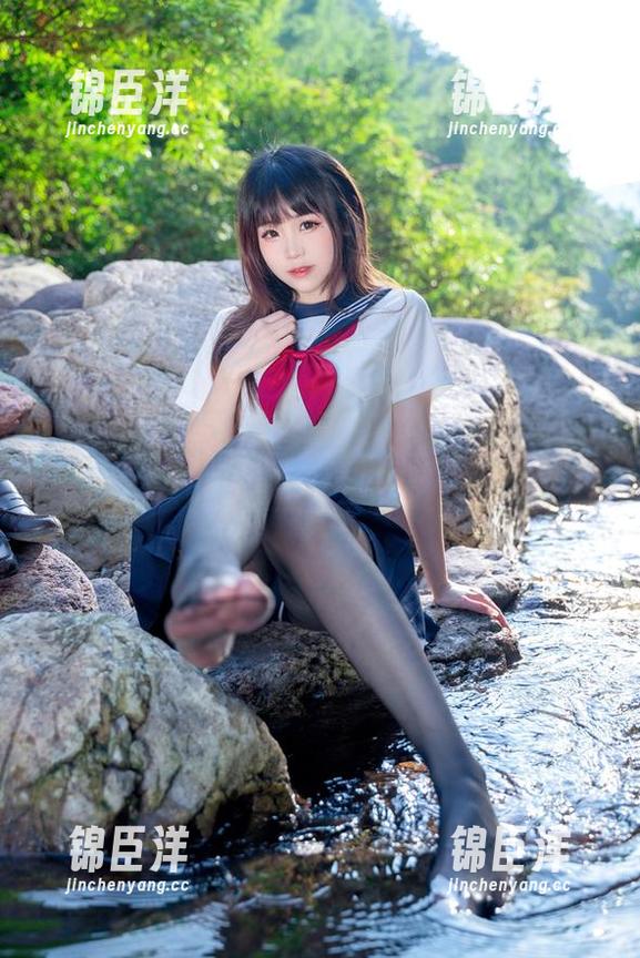 miko酱ww黑色写真：沉醉在这一片黑色中，资源太丰富了！