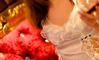 pans – 小倩带来的美图惊喜，裤里丝悄悄进入你的视线！