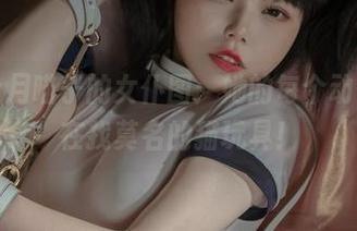 在线，七月喵子的女仆图：她的每个动作都像是在找莫名的猫玩具！