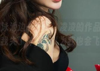 丽柜 – 泳池边一阵风，凌凌的作品就这样让我失了神，我以为我也会飞…
