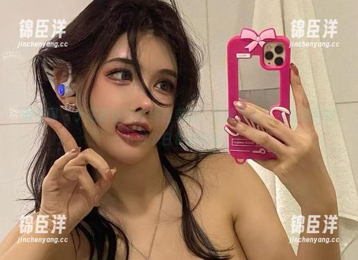 微密圈 - 于芷晴的这些纯白美图，下载完以后我也想尝试一下做个白色系的自己！