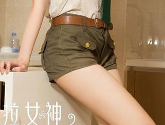 克拉女神 – 轻松一刻！西景与“妹妹”的最新私拍写真，保你欢乐！