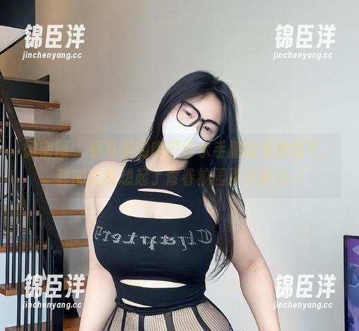微密圈 - 看可爱的肉巴穿水手服的免费图包，真的让我想起了青春校园那点事儿…