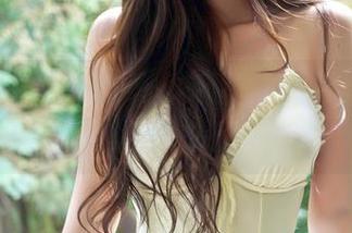 嗲囡囡 – 谁说短裙只有淑女？流氓小巫女的原图令人意外