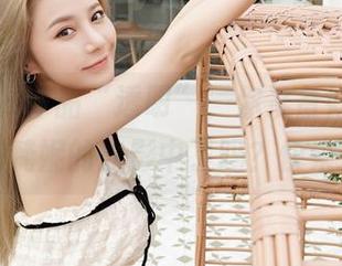 嗲囡囡 – 作品“透明”，你准备好沉溺在还是陈梵妮的光影中了吗？快来下载吧