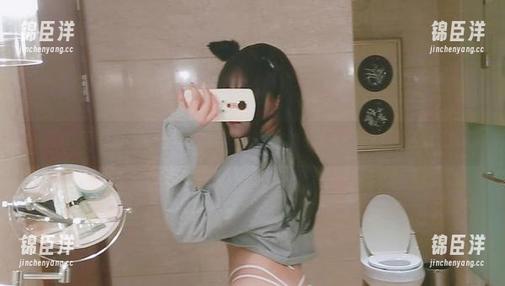 夏鸽鸽不想起床的户外写真，这是传说中的“放飞自我大作战”吗？！