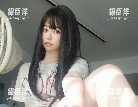 女主K私房白色系列：画风突变，这顿饭该点哪个？