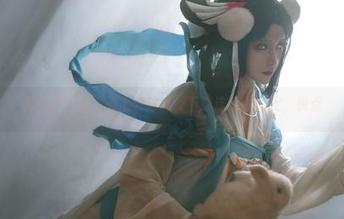 当奶狮不咬人遇上公孙离，下载这段小俏皮，快点