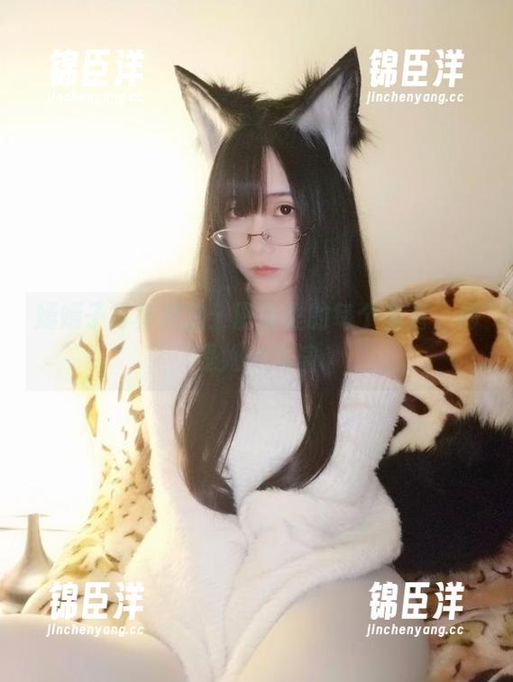 嫣嫣子写真精选：厨房里的每个角落，都是她的表演