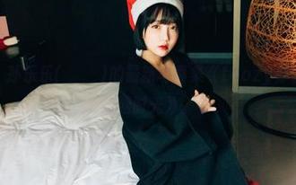 别样假期！孙乐乐(손예은)的最新写真集《Loozy办公室女孩的放松时光》。