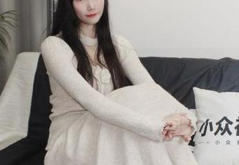 小众视觉 – 小薯条的私房无处不在：图包里的蕾丝配色，俏皮又不失宁静的韵味。