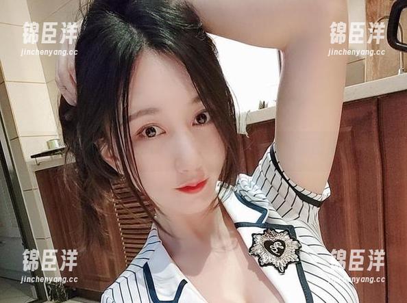微密圈 - 无处不在的小玉吃果冻，办公室高清图资源一览