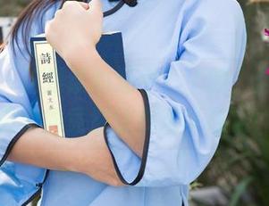 尤果网 – 这是谁的奶牛？丫的，佟蔓的精选套图竟然让我难以自拔！