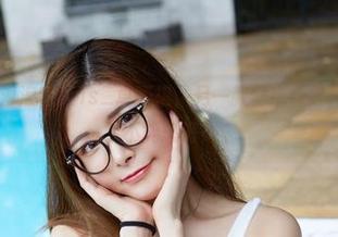 尤物馆 – 海浪和Cris_卓娅祺，另一款壁纸合集，谁说冬天不能想海？