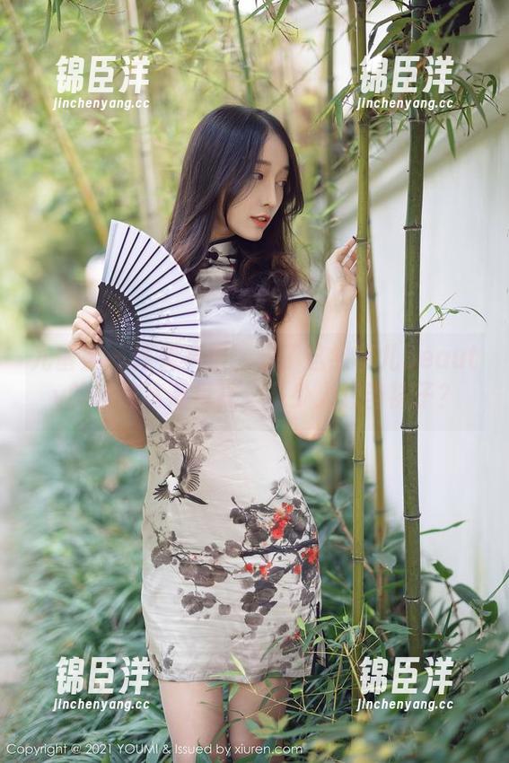 尤蜜荟 - 诚实声明：看了这组菲儿beauty的棉袜高清写真，多少人想当袜子？