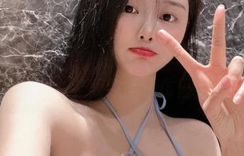 微密圈 – 左公子6666.5嘉宾：今日份写真，这个姿势我能模仿三小时！