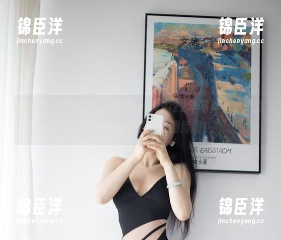 微密圈 - 又来了，张鑫baby的22年写真集，干货满满，但你们也别太期待喔！