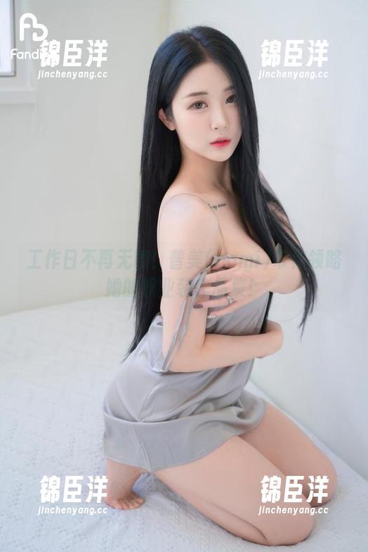 工作日不再无聊！普美(bomi)带你领略她的职业装作品集！