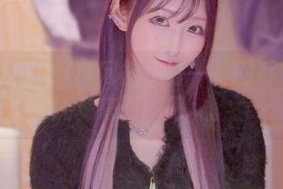 月城委员会写真网袜：每一条网都像是在说‘来聊聊吧’。