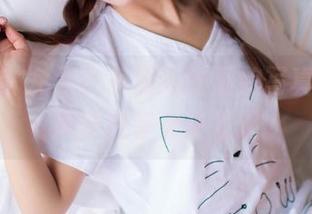 果团网 – 免费！莫雅淇的厨娘写真，别样风味在等你来发现