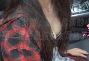 梦丝女神 – 哈哈哈，璇璇最新的小黄鸭帽套图，果然是脑袋太灵活了！