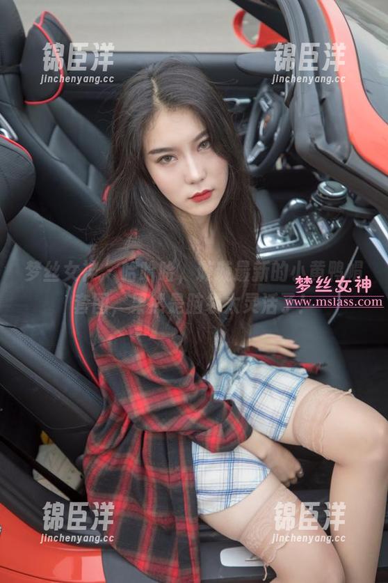 梦丝女神 - 哈哈哈，璇璇最新的小黄鸭帽套图，果然是脑袋太灵活了！