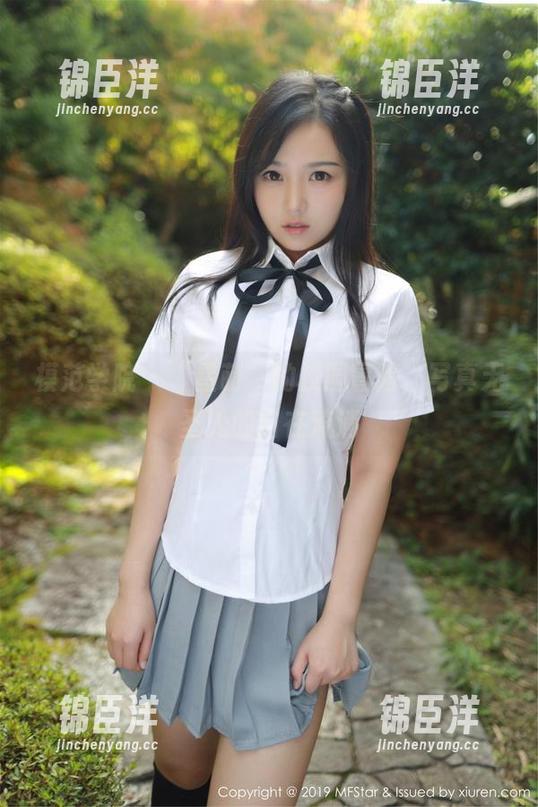 模范学院 - “星萌”的校园冒险，写真无圣光的自在流淌