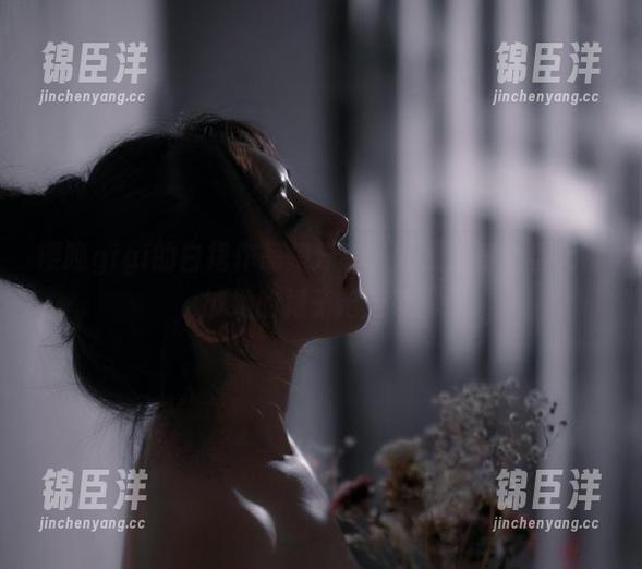 樱晚gigi的白裙作品集分享，卧槽，整个春天都被她的裙子抢走了！