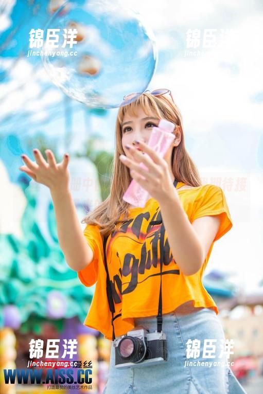 爱丝-索菲 爱丝 - 图册中的索菲,清纯得让我期待接下来的每一页可爱冒险