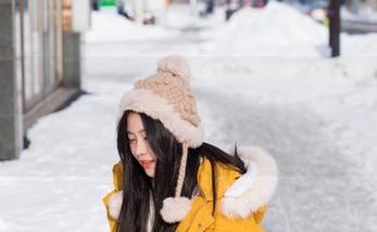 爱蜜社 – 新照片中，杨紫嫣Cynthia居然给短裤加分，果然非比寻常