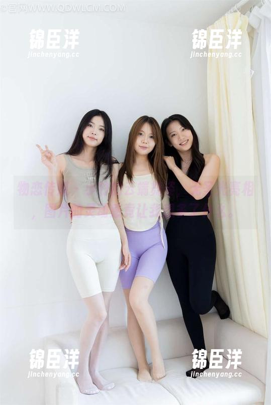 物恋传媒 - 小竹的云端舞姿，无圣光亮相，图片的灵动感竟让我想多了什么。