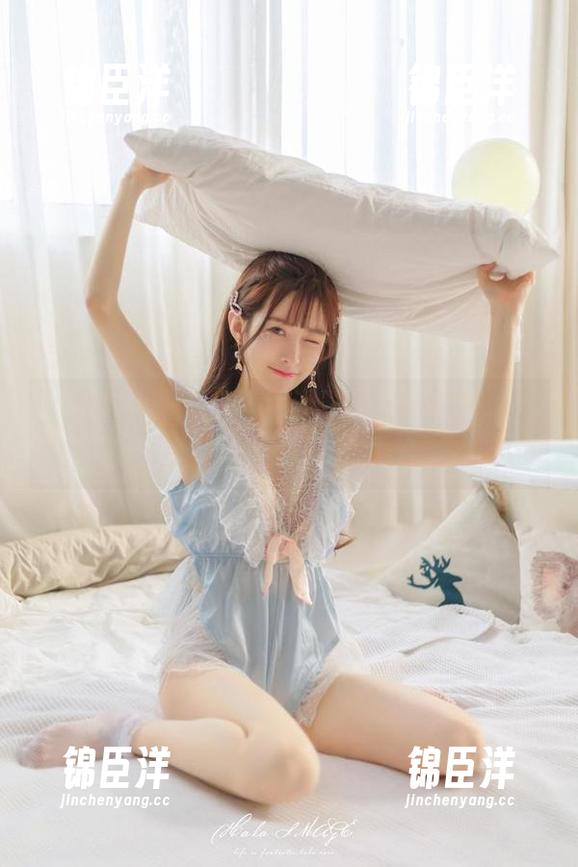 在线一看就停不下来：王羽杉的圣诞高清大片，真的是那么...让人遐想。