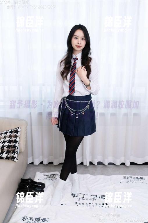 甜予摄影 - 为啥总是想要看？澜澜校服加网盘，效果拔群！
