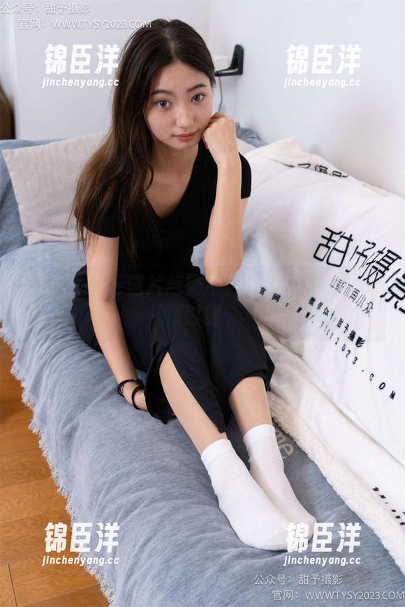 甜予摄影 - 图片与奶牛：璇璇的日常分享时刻