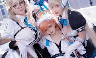 在百合欧皇子的在线写真里，套装不仅仅是衣服，还有一点小混乱！