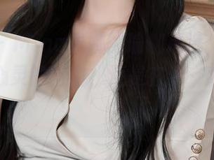 秀人网 – Mina米娜的瑜伽精选，究竟是为了身心灵的自由，还是在说‘我很自律’？