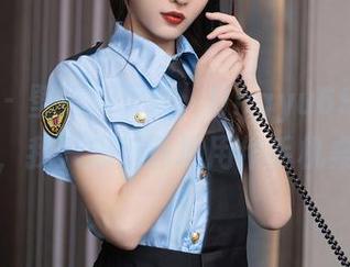 秀人网 – 壁纸新灵魂：lingyu69的豹纹美图，我只想低调地用作手机桌面。