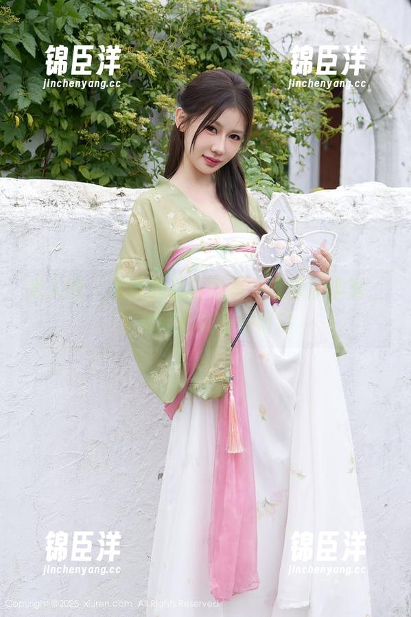 秀人网 - 奶酥的夏日图集，就像冰淇淋，下载前请准备好胃口