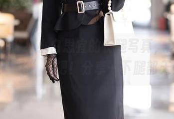 秀人网 – 小小白思宜的长腿写真，这腿也太会“飞”了吧！分享一下腿部天赋！