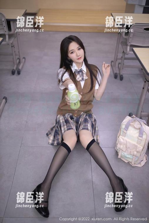 秀人网 - 通往海洋的水手服合集：星小兔Meetu在更新中自带波动，自己慢慢看哦！